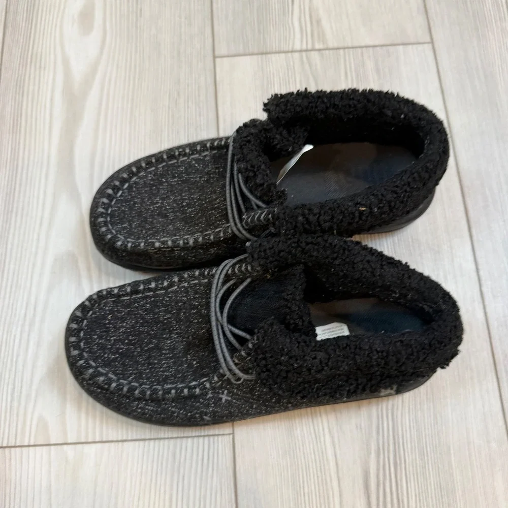 Hey Dude Wendy Fold Y Brushed Cozy Black Moccasins Loafers 42143-060 Youth J4